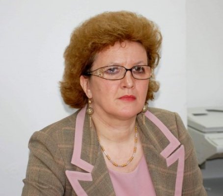 Maria Sorescu şi-a dat demisia de la Inspectoratul Judeţean Şcolar. Margareta Constantin îi ia locul